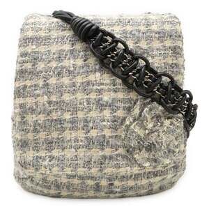 CHANEL Black Shoulder Bag